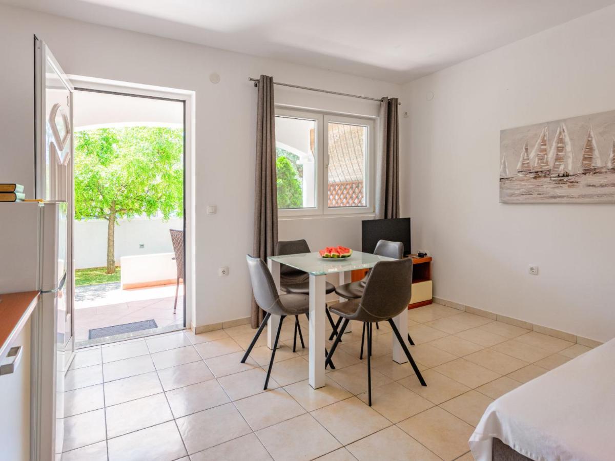 Apartment Tino - Zad511 By Interhome Sukošan Eksteriør bilde